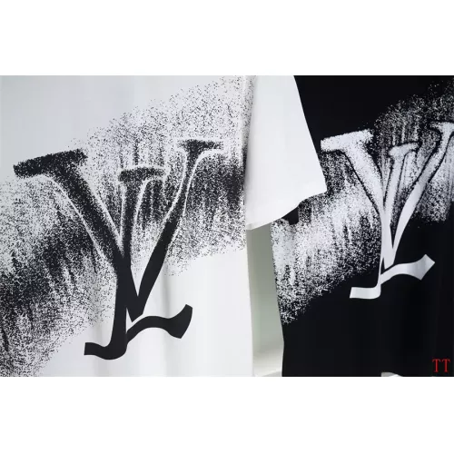 Cheap Louis Vuitton LV T-Shirts Short Sleeved For Unisex #1350290 Replica Wholesale [$32.00 USD] [ITEM#1350290] on Replica Louis Vuitton LV T-Shirts