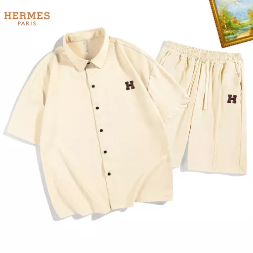 Hermes Tracksuits Short Sleeved For Men #1350576