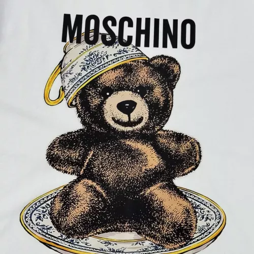 Cheap Moschino T-Shirts Short Sleeved For Unisex #1350612 Replica Wholesale [$88.00 USD] [ITEM#1350612] on Replica Moschino T-Shirts