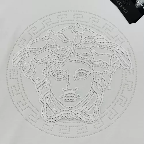 Cheap Versace T-Shirts Short Sleeved For Men #1350627 Replica Wholesale [$80.00 USD] [ITEM#1350627] on Replica Versace T-Shirts