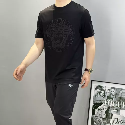 Cheap Versace T-Shirts Short Sleeved For Men #1350629 Replica Wholesale [$80.00 USD] [ITEM#1350629] on Replica Versace T-Shirts