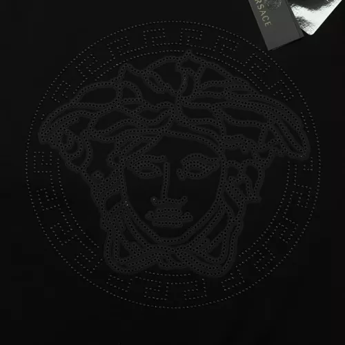 Cheap Versace T-Shirts Short Sleeved For Men #1350629 Replica Wholesale [$80.00 USD] [ITEM#1350629] on Replica Versace T-Shirts