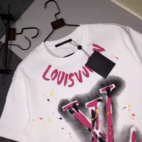 Cheap Louis Vuitton LV T-Shirts Short Sleeved For Unisex #1350764 Replica Wholesale [$42.00 USD] [ITEM#1350764] on Replica Louis Vuitton LV T-Shirts