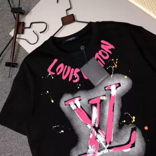 Cheap Louis Vuitton LV T-Shirts Short Sleeved For Unisex #1350765 Replica Wholesale [$42.00 USD] [ITEM#1350765] on Replica Louis Vuitton LV T-Shirts