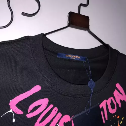 Cheap Louis Vuitton LV T-Shirts Short Sleeved For Unisex #1350765 Replica Wholesale [$42.00 USD] [ITEM#1350765] on Replica Louis Vuitton LV T-Shirts