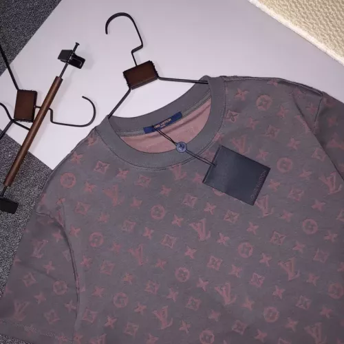 Cheap Louis Vuitton LV T-Shirts Short Sleeved For Unisex #1350766 Replica Wholesale [$42.00 USD] [ITEM#1350766] on Replica Louis Vuitton LV T-Shirts