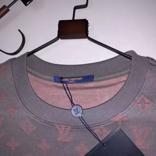 Cheap Louis Vuitton LV T-Shirts Short Sleeved For Unisex #1350766 Replica Wholesale [$42.00 USD] [ITEM#1350766] on Replica Louis Vuitton LV T-Shirts