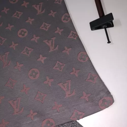 Cheap Louis Vuitton LV T-Shirts Short Sleeved For Unisex #1350766 Replica Wholesale [$42.00 USD] [ITEM#1350766] on Replica Louis Vuitton LV T-Shirts