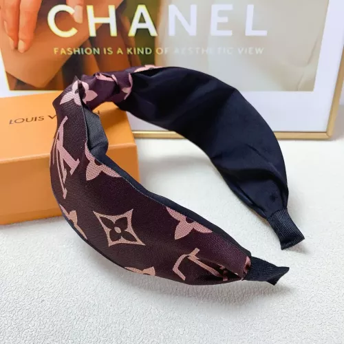 Cheap Louis Vuitton LV Headband For Women #1350841 Replica Wholesale [$27.00 USD] [ITEM#1350841] on Replica Louis Vuitton LV Headband