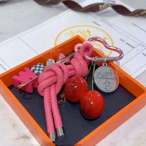 Cheap Hermes Key Holder And Bag Buckle #1350936 Replica Wholesale [$39.00 USD] [ITEM#1350936] on Replica Hermes Key Holder And Bag Buckle