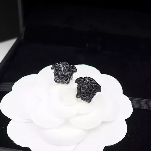 Cheap Versace Earrings For Women #1350982 Replica Wholesale [$23.00 USD] [ITEM#1350982] on Replica Versace Earrings