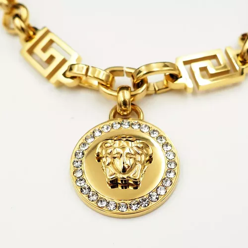 Cheap Versace Bracelets #1351001 Replica Wholesale [$27.00 USD] [ITEM#1351001] on Replica Versace Bracelets