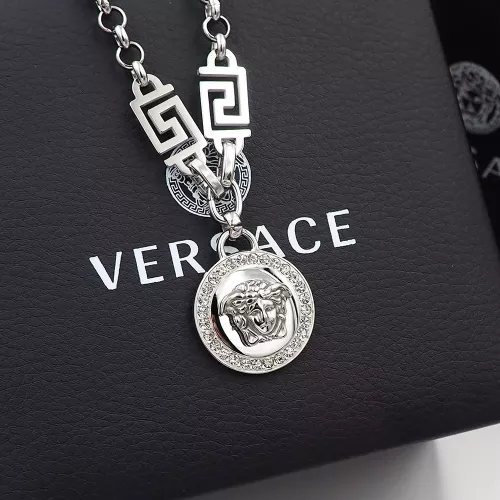 Cheap Versace Necklaces #1351005 Replica Wholesale [$29.00 USD] [ITEM#1351005] on Replica Versace Necklaces