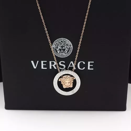 Cheap Versace Necklaces #1351012 Replica Wholesale [$25.00 USD] [ITEM#1351012] on Replica Versace Necklaces