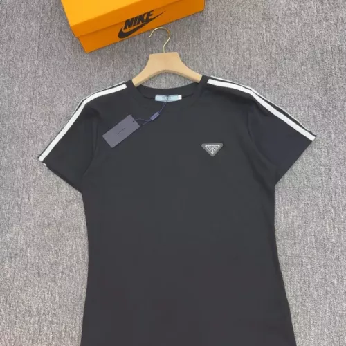 Prada T-Shirts Short Sleeved For Women #1351040