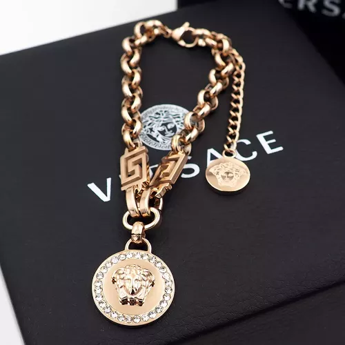 Cheap Versace Jewelry Set #1351165 Replica Wholesale [$68.00 USD] [ITEM#1351165] on Replica Versace Jewelry Set
