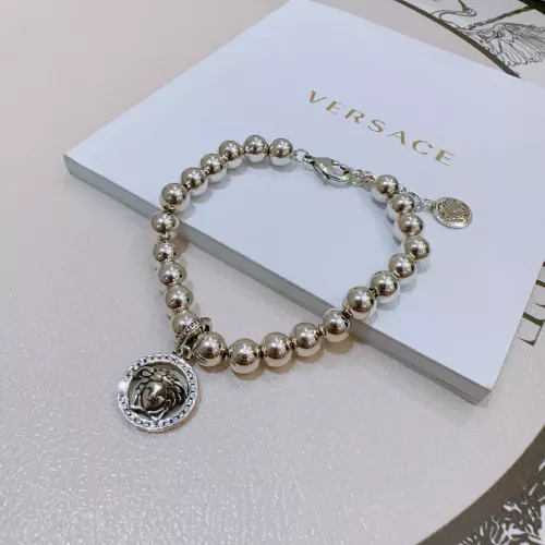 Cheap Versace Bracelets #1351255 Replica Wholesale [$42.00 USD] [ITEM#1351255] on Replica Versace Bracelets