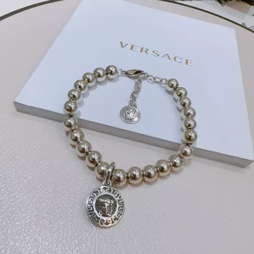 Cheap Versace Bracelets #1351258 Replica Wholesale [$42.00 USD] [ITEM#1351258] on Replica Versace Bracelets