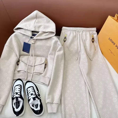 Louis Vuitton LV Tracksuits Long Sleeved For Women #1351306
