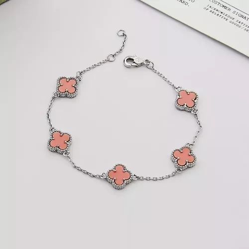 Van Cleef & Arpels Bracelets For Women #1351311