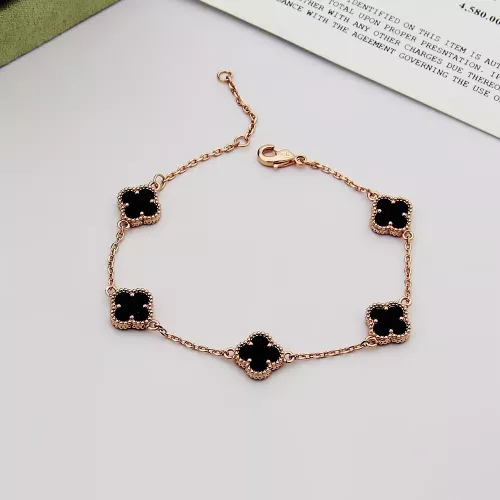 Van Cleef & Arpels Bracelets For Women #1351336