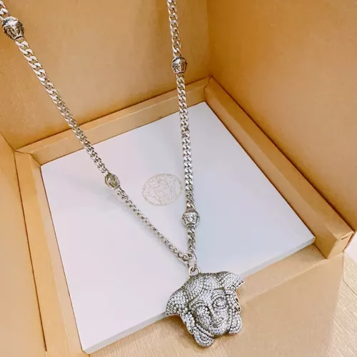 Cheap Versace Necklaces #1351430 Replica Wholesale [$56.00 USD] [ITEM#1351430] on Replica Versace Necklaces