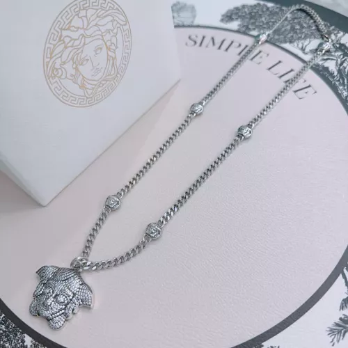 Cheap Versace Necklaces #1351430 Replica Wholesale [$56.00 USD] [ITEM#1351430] on Replica Versace Necklaces