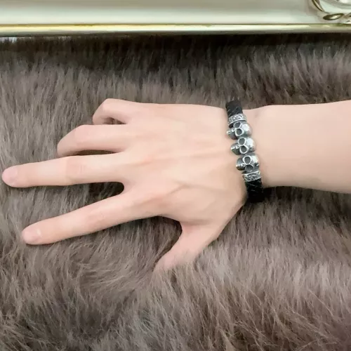 Cheap Alexander McQueen Bracelets #1351453 Replica Wholesale [$42.00 USD] [ITEM#1351453] on Replica Alexander McQueen Bracelets
