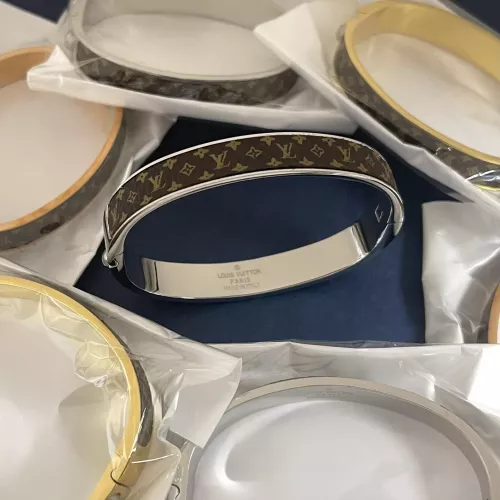 Louis Vuitton LV Bracelets #1351459