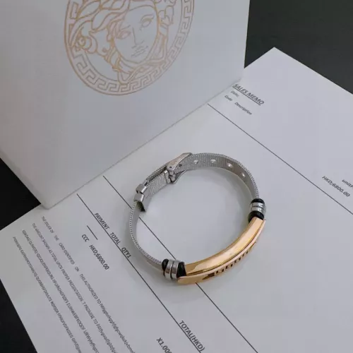 Cheap Versace Bracelets #1351476 Replica Wholesale [$45.00 USD] [ITEM#1351476] on Replica Versace Bracelets