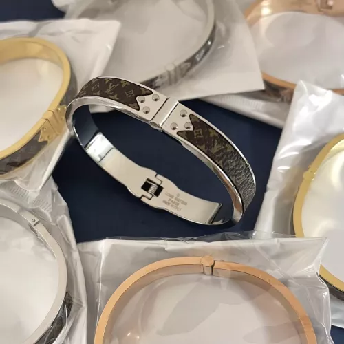 Louis Vuitton LV Bracelets #1351565