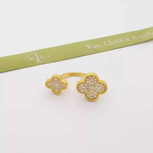Van Cleef & Arpels Rings In Gold For Women #1351671