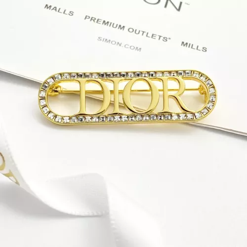 Cheap Christian Dior Brooches For Women #1351687 Replica Wholesale [$29.00 USD] [ITEM#1351687] on Replica Christian Dior Brooches