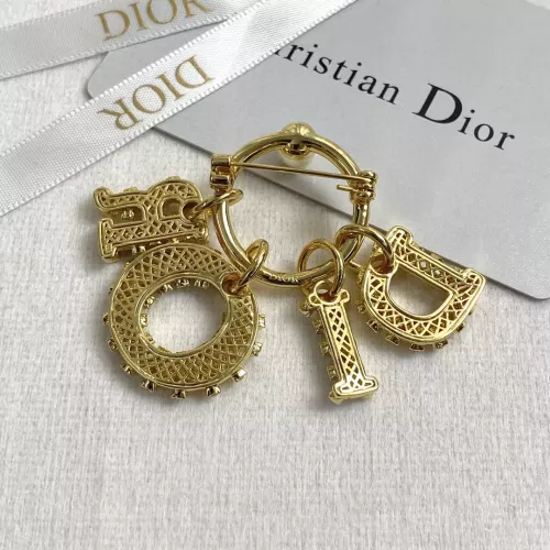 Cheap Christian Dior Brooches For Women #1351688 Replica Wholesale [$38.00 USD] [ITEM#1351688] on Replica Christian Dior Brooches