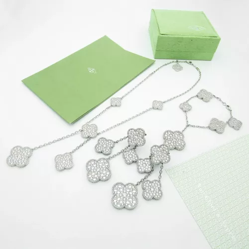 Van Cleef & Arpels Jewelry Set For Women #1351857