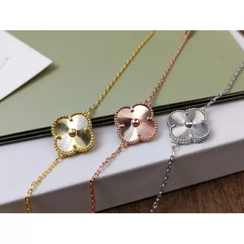 Cheap Van Cleef &amp; Arpels Bracelets For Women #1351880 Replica Wholesale [$25.00 USD] [ITEM#1351880] on Replica Van Cleef &amp; Arpels Bracelets