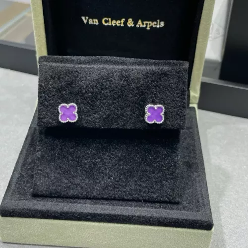 Cheap Van Cleef &amp; Arpels Earrings For Women #1351892 Replica Wholesale [$45.00 USD] [ITEM#1351892] on Replica Van Cleef &amp; Arpels Earrings