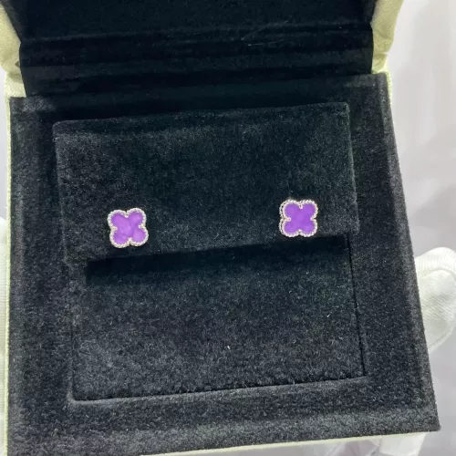 Cheap Van Cleef &amp; Arpels Earrings For Women #1351892 Replica Wholesale [$45.00 USD] [ITEM#1351892] on Replica Van Cleef &amp; Arpels Earrings
