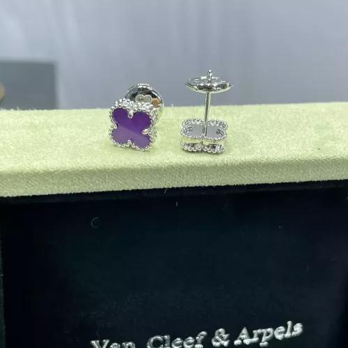 Cheap Van Cleef &amp; Arpels Earrings For Women #1351892 Replica Wholesale [$45.00 USD] [ITEM#1351892] on Replica Van Cleef &amp; Arpels Earrings