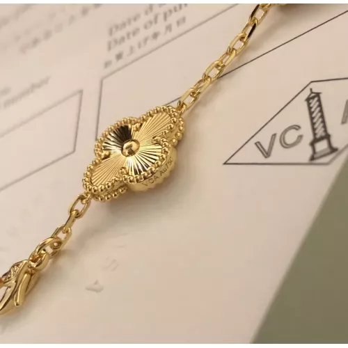 Cheap Van Cleef &amp; Arpels Bracelets For Women #1351893 Replica Wholesale [$36.00 USD] [ITEM#1351893] on Replica Van Cleef &amp; Arpels Bracelets