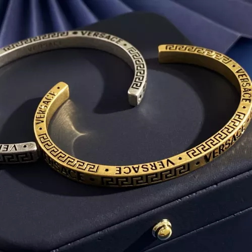 Cheap Versace Bracelets #1352084 Replica Wholesale [$29.00 USD] [ITEM#1352084] on Replica Versace Bracelets