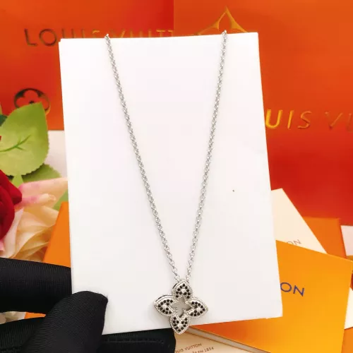 Cheap Louis Vuitton Necklaces #1352094 Replica Wholesale [$32.00 USD] [ITEM#1352094] on Replica Louis Vuitton Necklaces