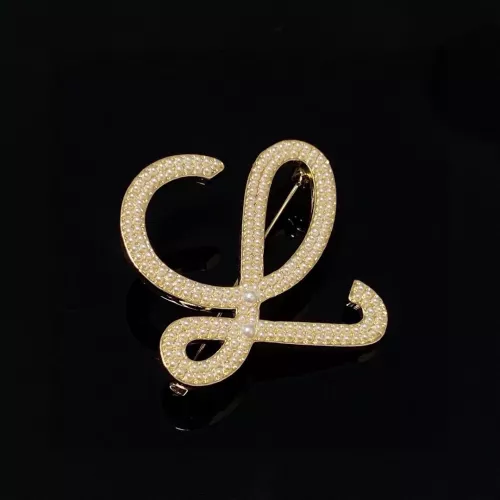 Cheap LOEWE Brooches For Women #1352137 Replica Wholesale [$29.00 USD] [ITEM#1352137] on Replica LOEWE Brooches