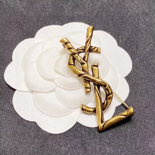 Yves Saint Laurent Brooches For Women #1352138
