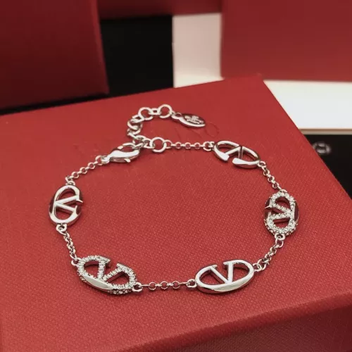 Cheap Valentino Bracelets #1352172 Replica Wholesale [$29.00 USD] [ITEM#1352172] on Replica Valentino Bracelets