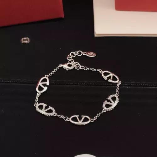 Cheap Valentino Bracelets #1352172 Replica Wholesale [$29.00 USD] [ITEM#1352172] on Replica Valentino Bracelets