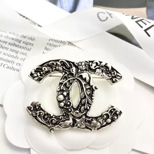 Cheap Chanel Brooches For Women #1352277 Replica Wholesale [$34.00 USD] [ITEM#1352277] on Replica Chanel Brooches