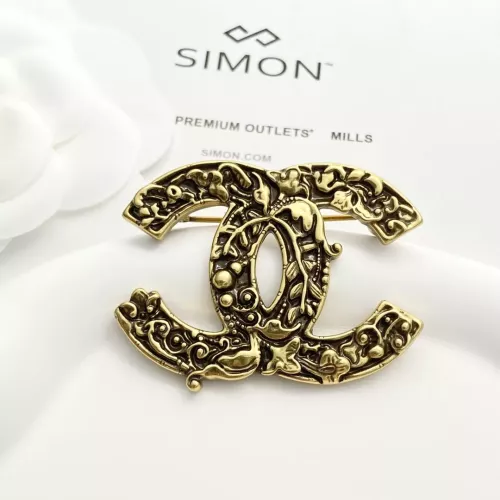 Cheap Chanel Brooches For Women #1352278 Replica Wholesale [$34.00 USD] [ITEM#1352278] on Replica Chanel Brooches