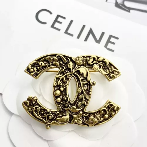 Cheap Chanel Brooches For Women #1352278 Replica Wholesale [$34.00 USD] [ITEM#1352278] on Replica Chanel Brooches