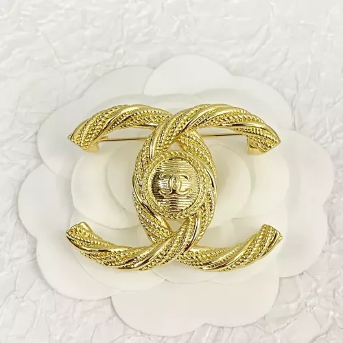 Cheap Chanel Brooches For Women #1352280 Replica Wholesale [$32.00 USD] [ITEM#1352280] on Replica Chanel Brooches